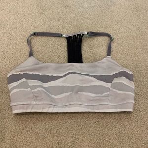 Lululemon Sports Bra Size 4